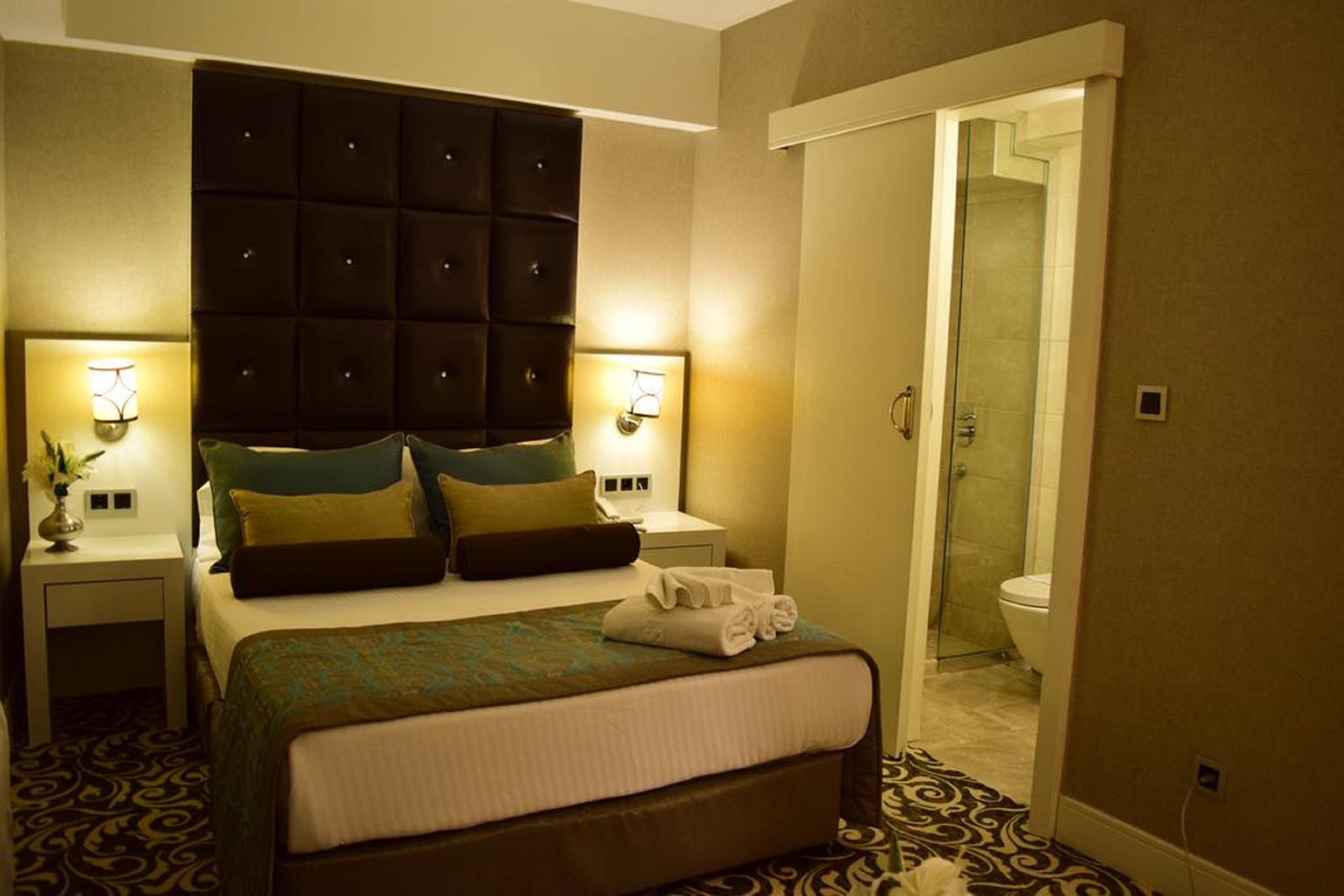 Taksim Line Hotel Истанбул Екстериор снимка
