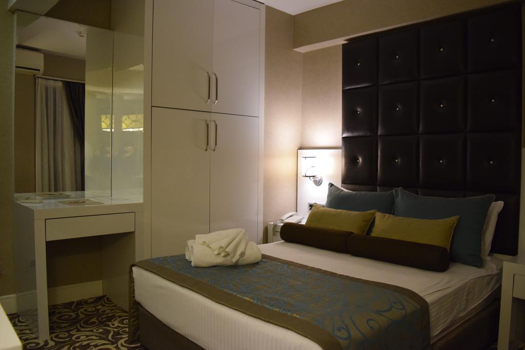Taksim Line Hotel Истанбул Екстериор снимка