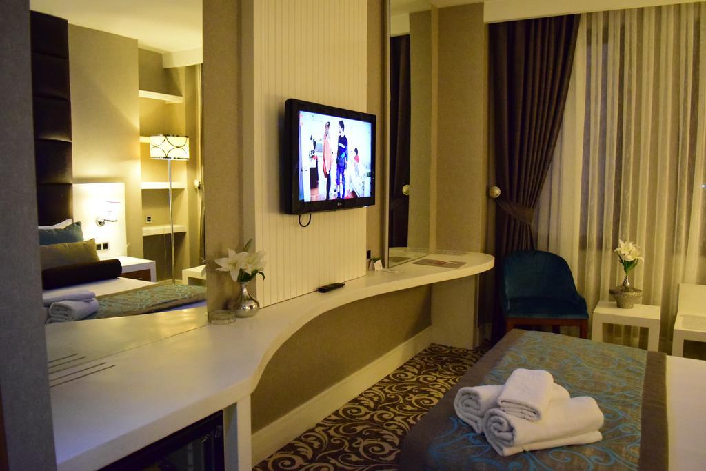 Taksim Line Hotel Истанбул Екстериор снимка