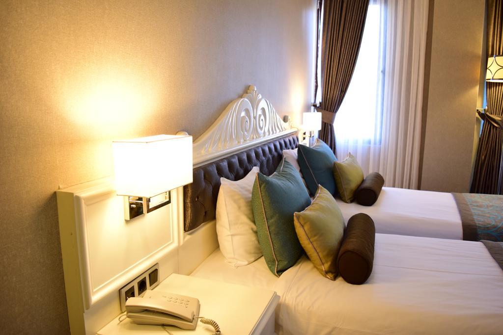 Taksim Line Hotel Истанбул Екстериор снимка