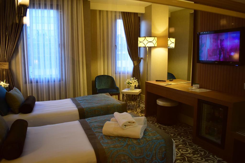 Taksim Line Hotel Истанбул Екстериор снимка