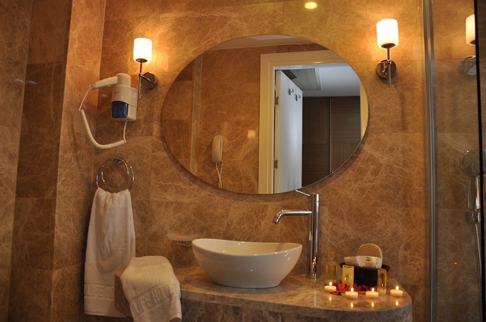 Taksim Line Hotel Истанбул Екстериор снимка